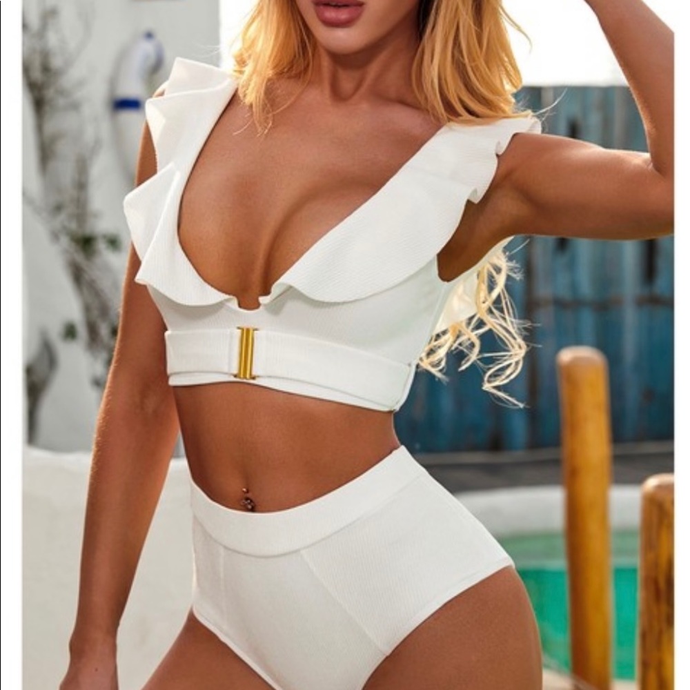 *SALE* The honeymoon suit